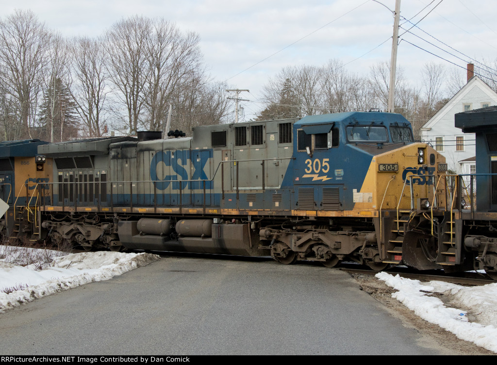 CSXT 479 Leads M426 at Barrel Shop Rd. 